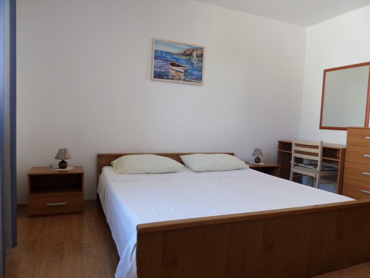 Apartmani Lili Mali Lošinj Kültér fotó